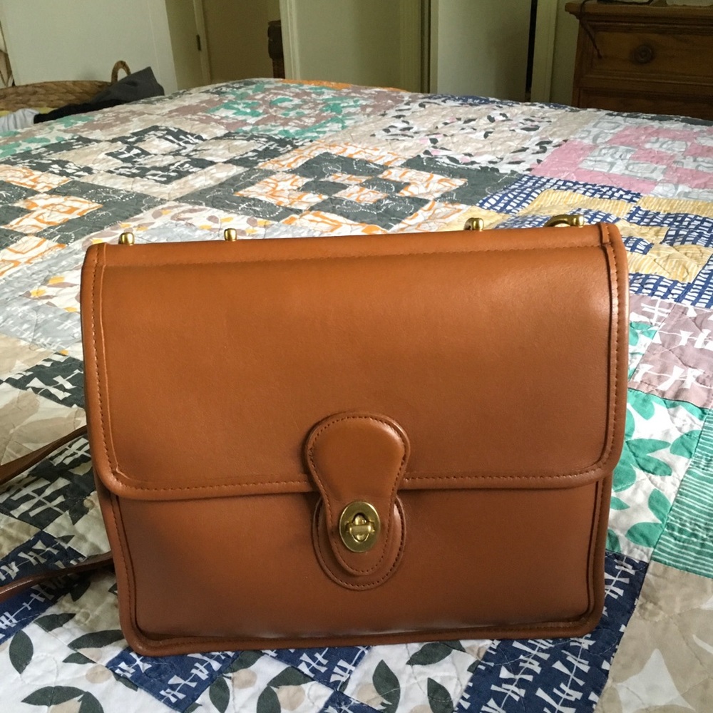 Coach Willis 9927 British Tan